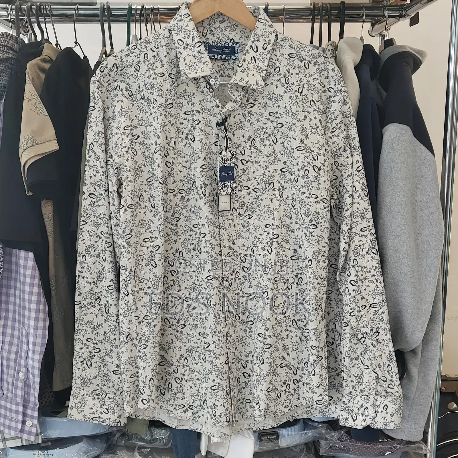 Men’S White Blueblack Floral Long-Sleeve Shirt – Clean