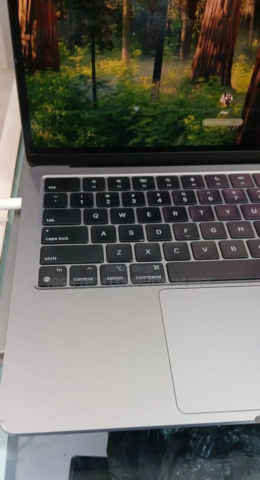 New Laptop Apple MacBook Pro 2022 M2 8GB Intel Core M2 SSD 256GB