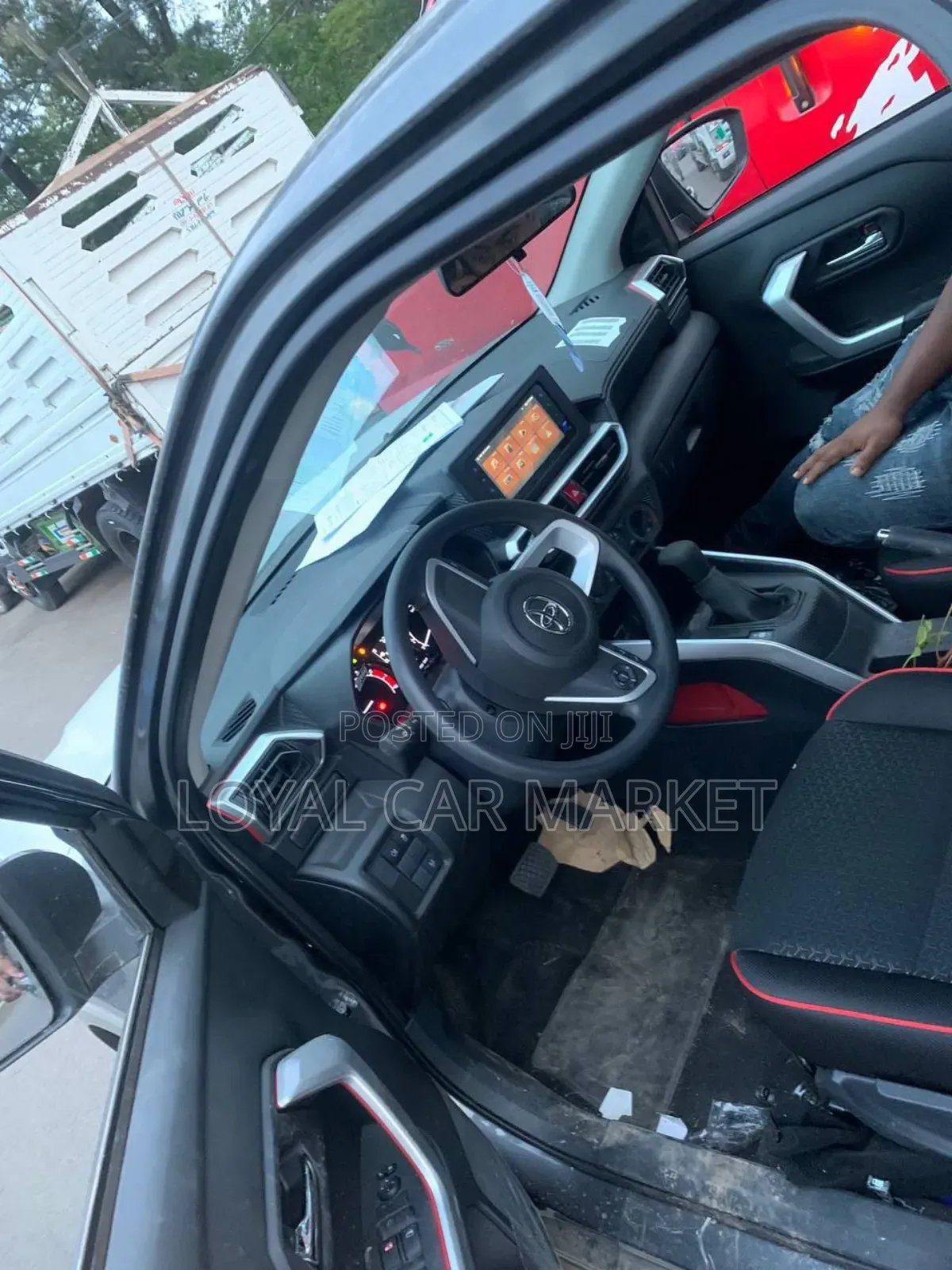 New Toyota Raize 2023 Gray