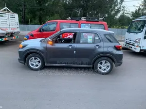 New Toyota Raize 2023 Gray