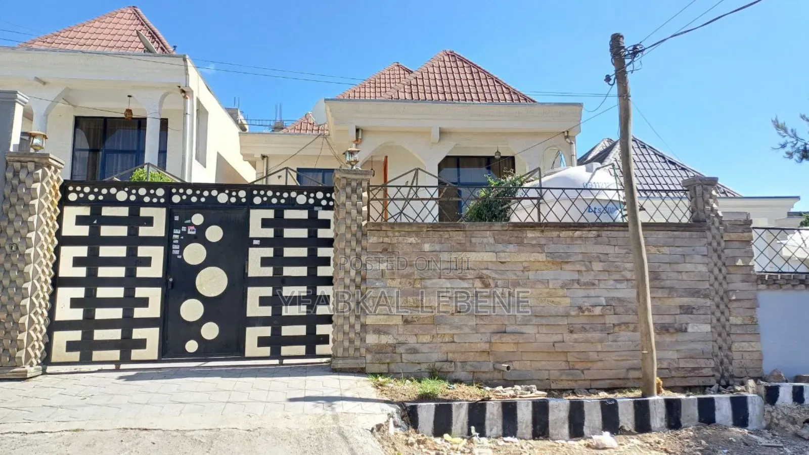 3bdrm House in Bole for sale