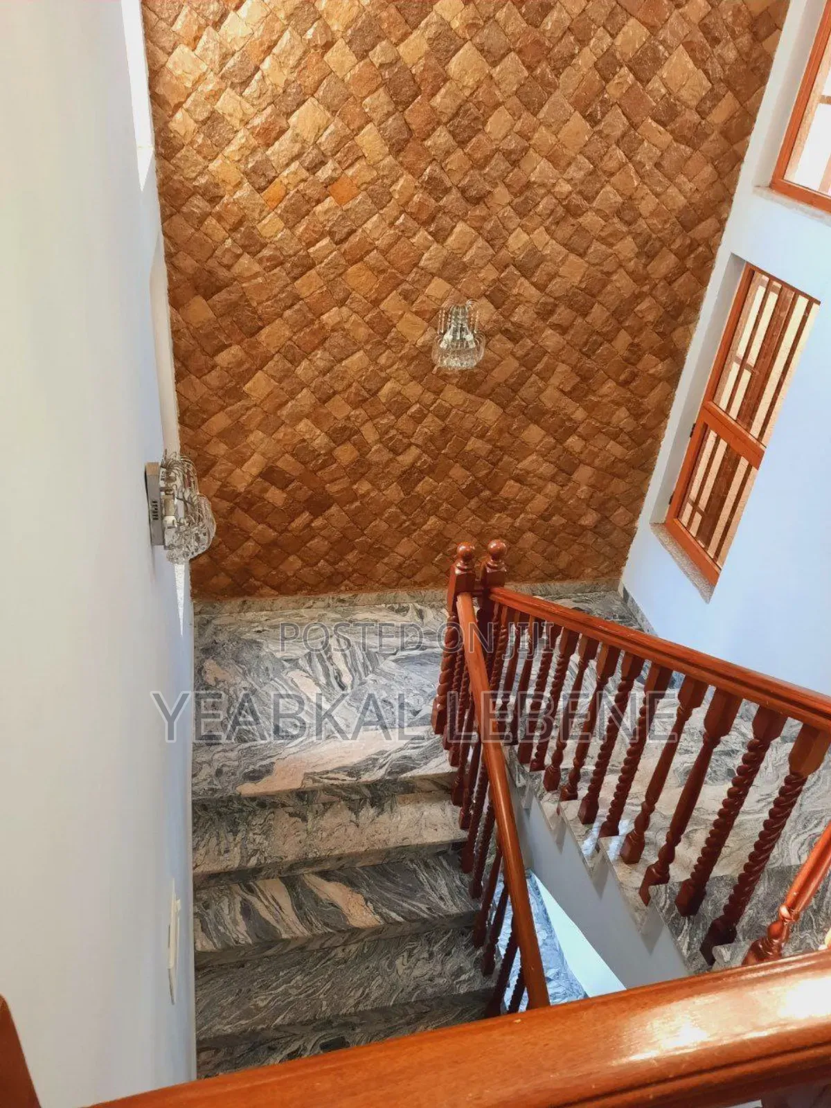 9bdrm House in Bole for sale