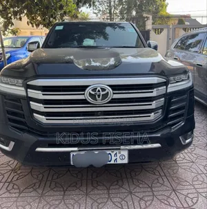 Photo - Toyota Land Cruiser 2023 Black