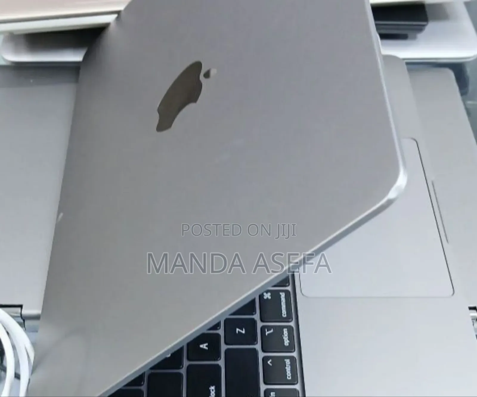 New Laptop Apple MacBook Air 2022 M2 8GB Apple M2 SSD 256GB