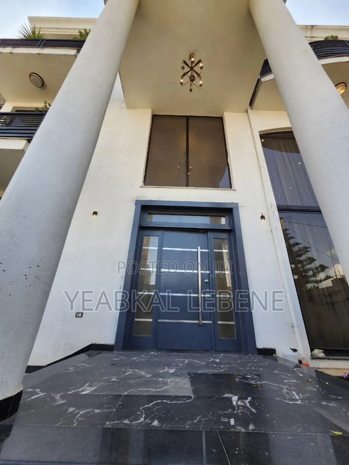 8bdrm House in Bole for sale