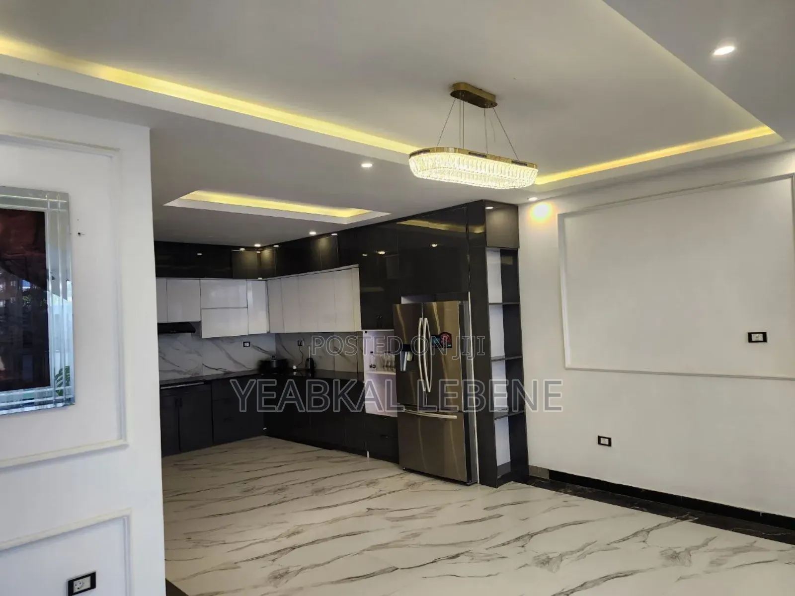 8bdrm House in Bole for sale