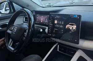 BYD Yuan Up 2025 Silver