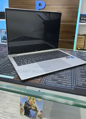 New Laptop HP Dragonfly G1 16GB Intel Core I7 SSD 512GB