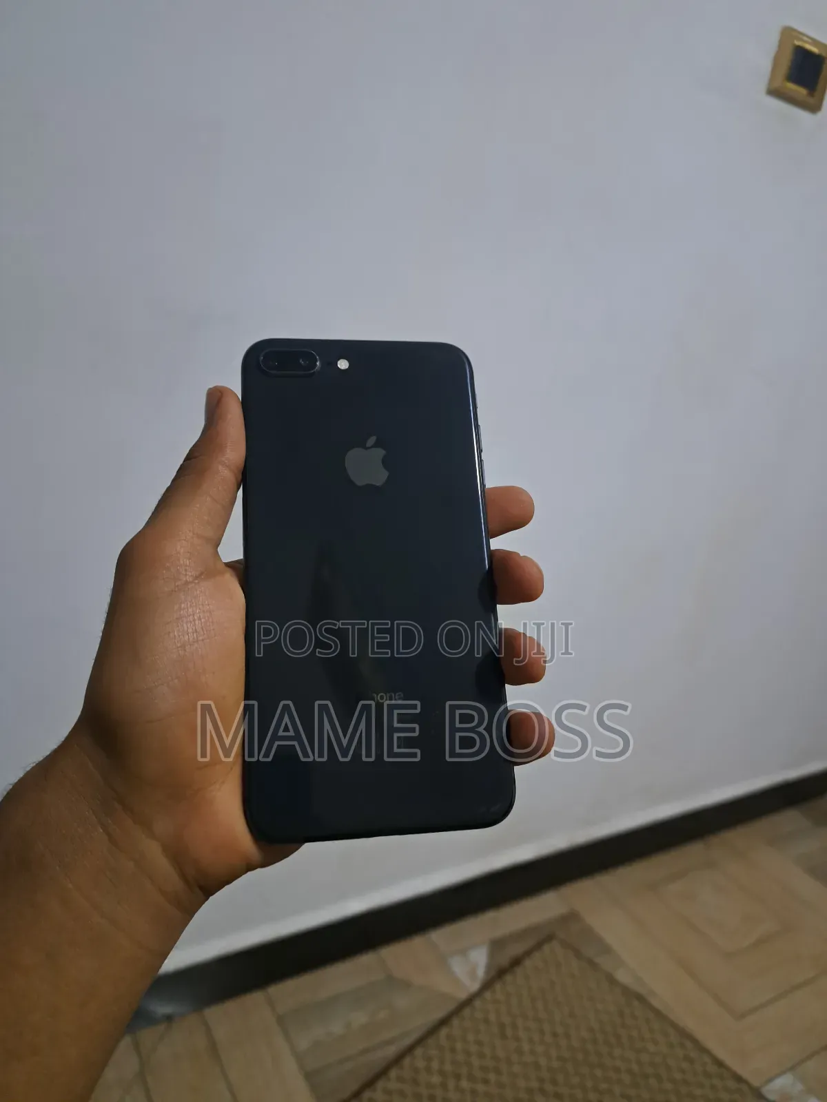 New Apple iPhone 8 Plus 64 GB Black