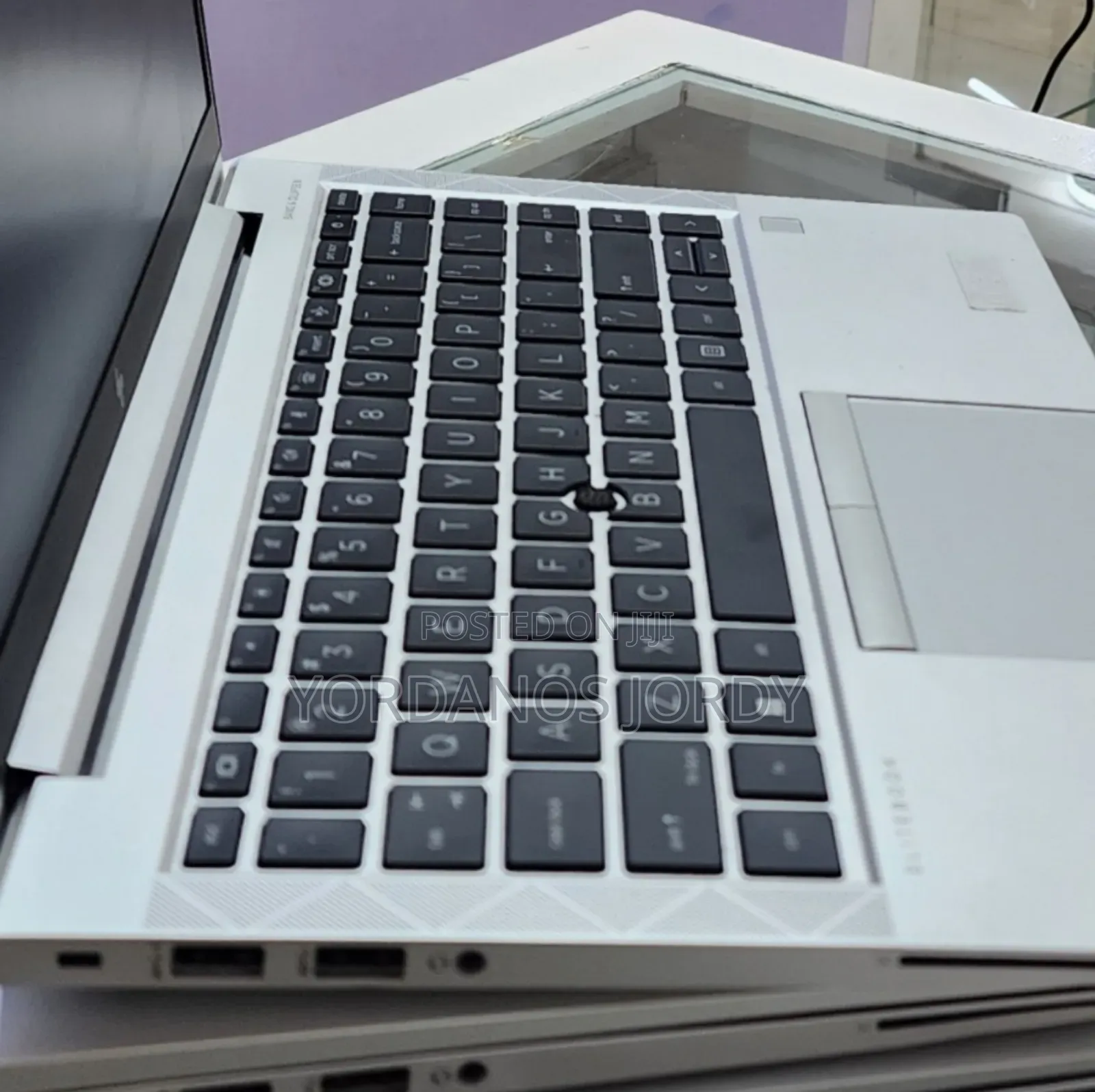 New Laptop HP EliteBook 840 G8 16GB AMD Ryzen 5 SSD 512GB