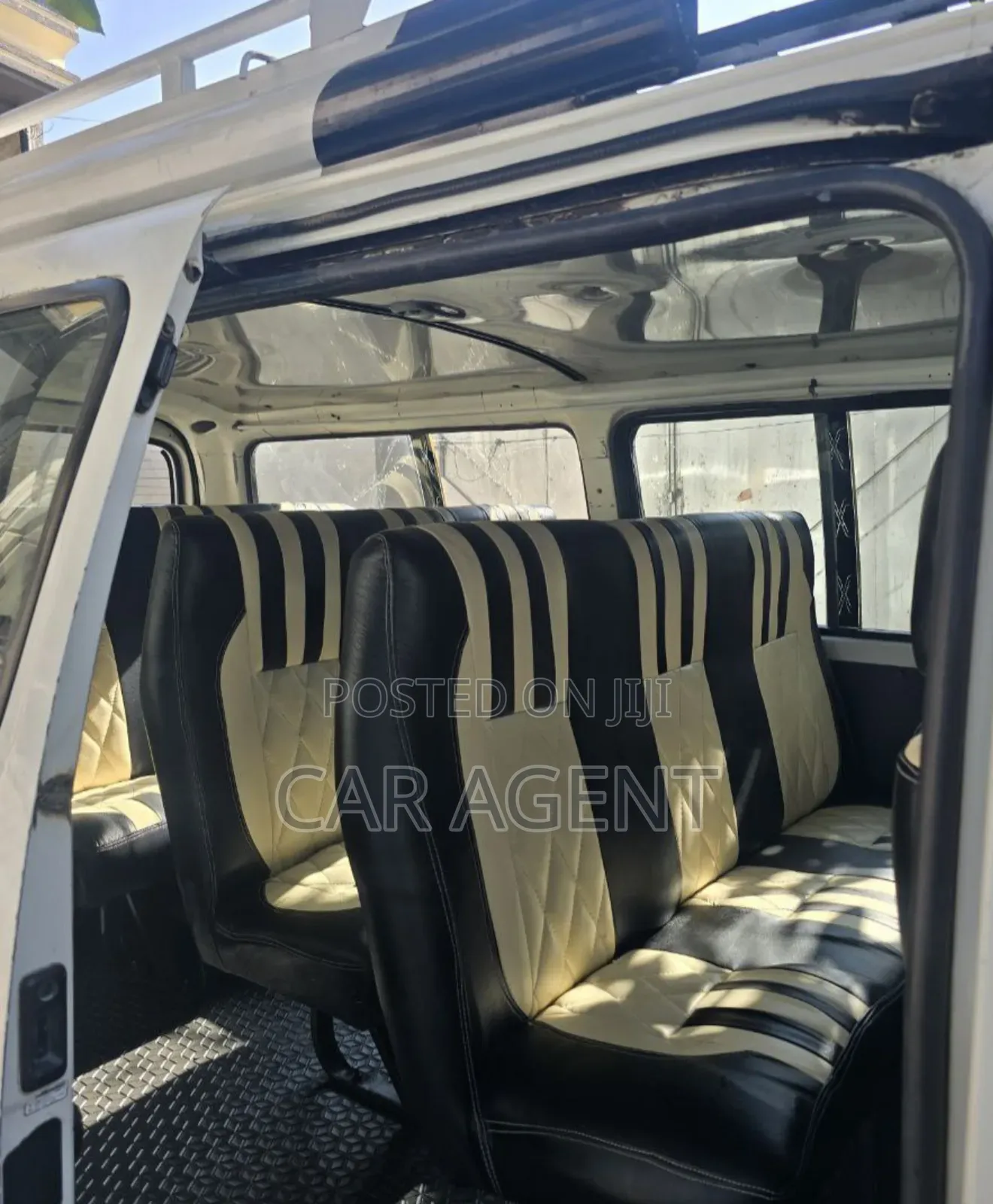 Toyota HiAce 2008 White