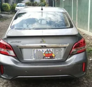 Mitsubishi Attrage 2021 Gray