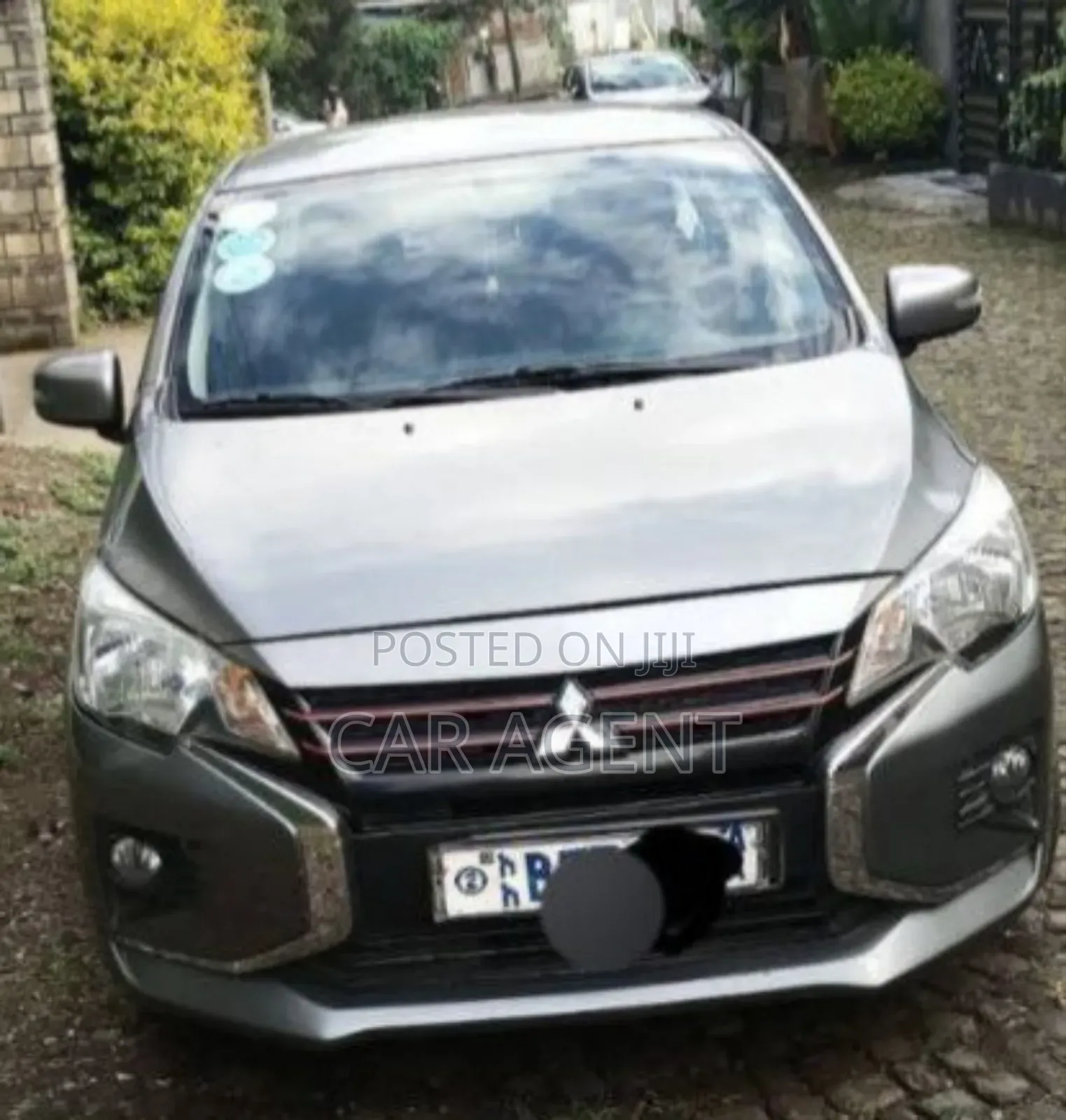 Mitsubishi Attrage 2021 Gray