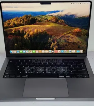Photo - New Laptop Apple MacBook Pro M1 16GB Intel Core Ultra 9 SSD 512GB