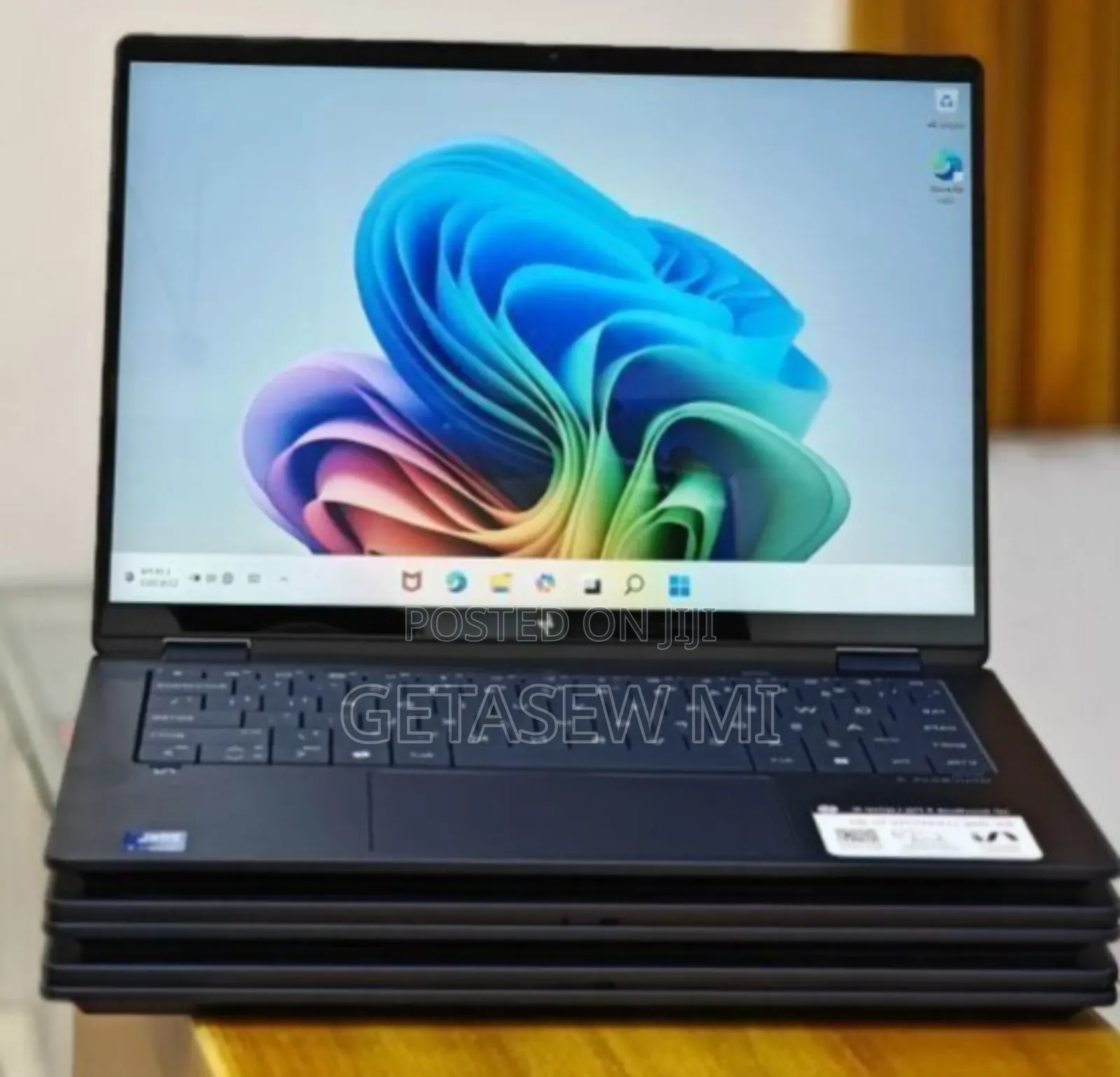 New Laptop HP OmniBook 5 16" 16GB Intel Core Ultra 7 SSD 1T