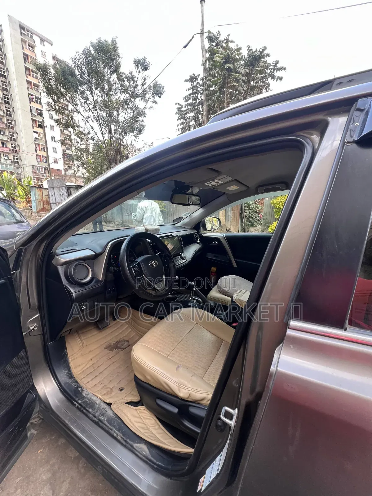 Toyota RAV4 2015 Brown