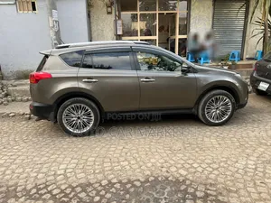 Toyota RAV4 2015 Brown