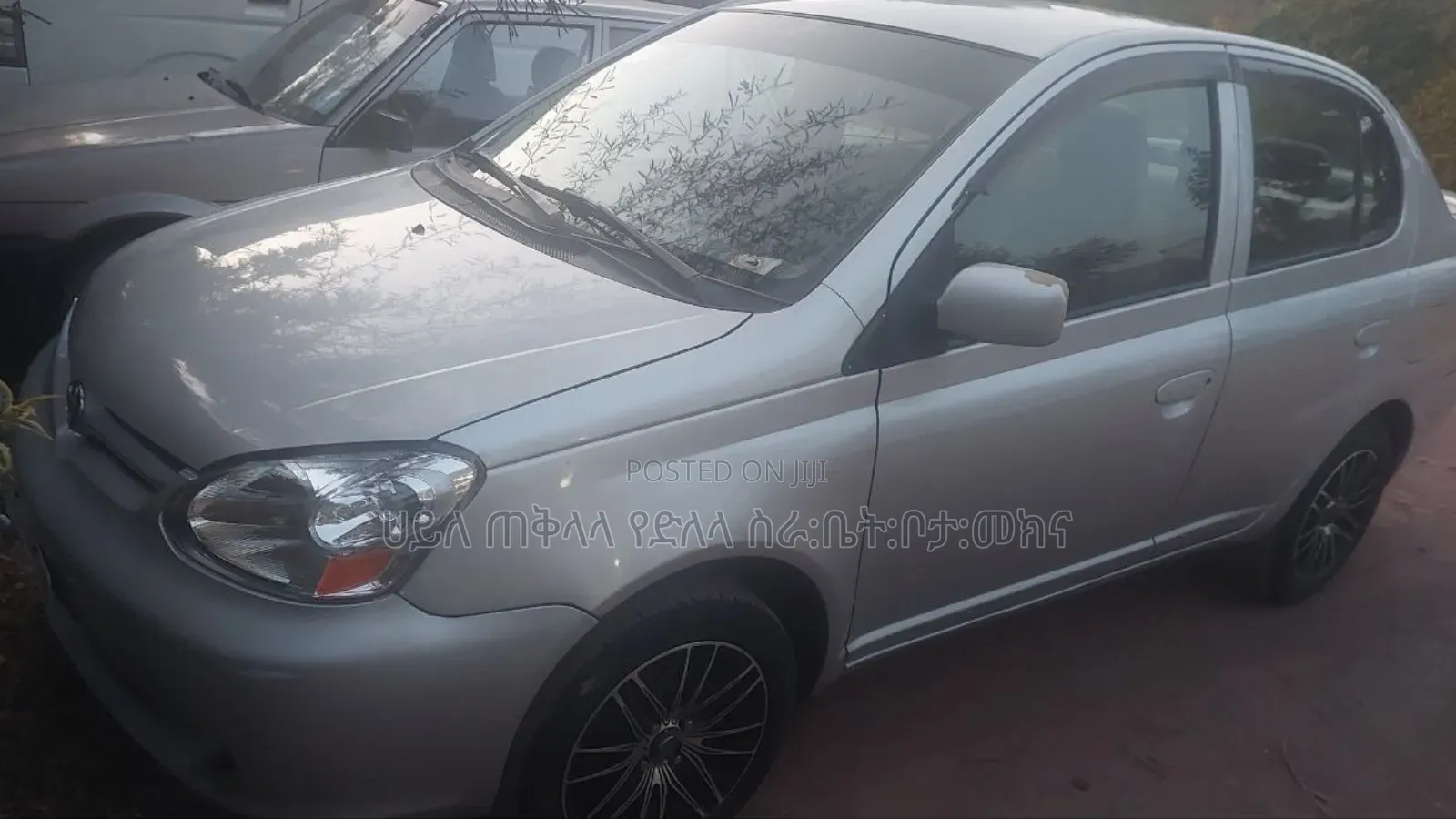 Toyota Platz 2003 Silver