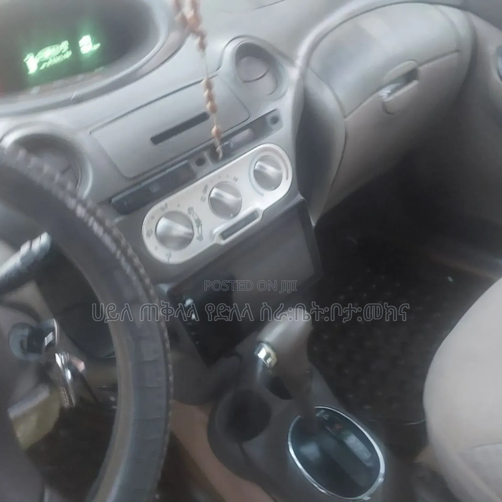 Toyota Platz 2003 Silver