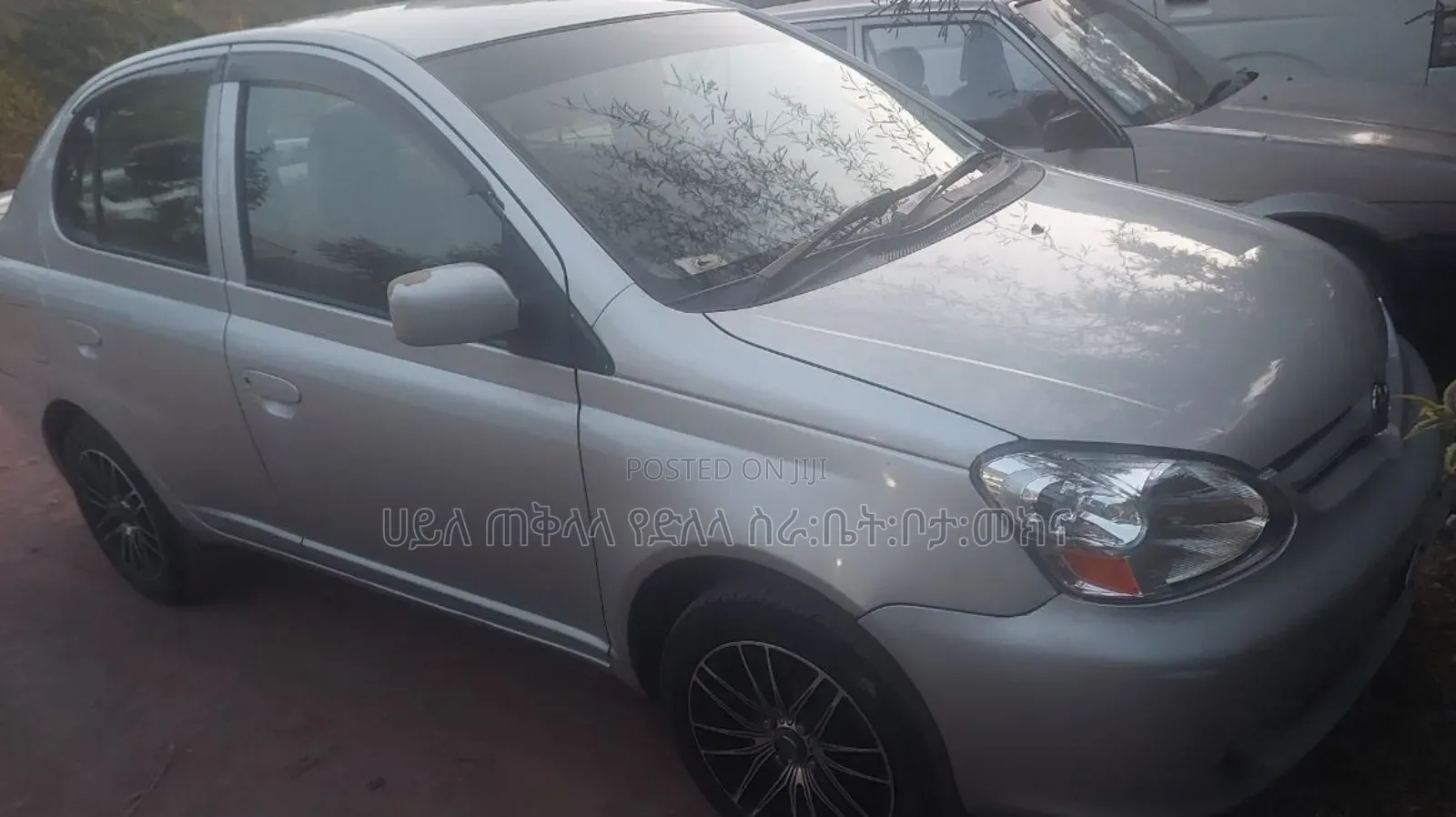 Toyota Platz 2003 Silver