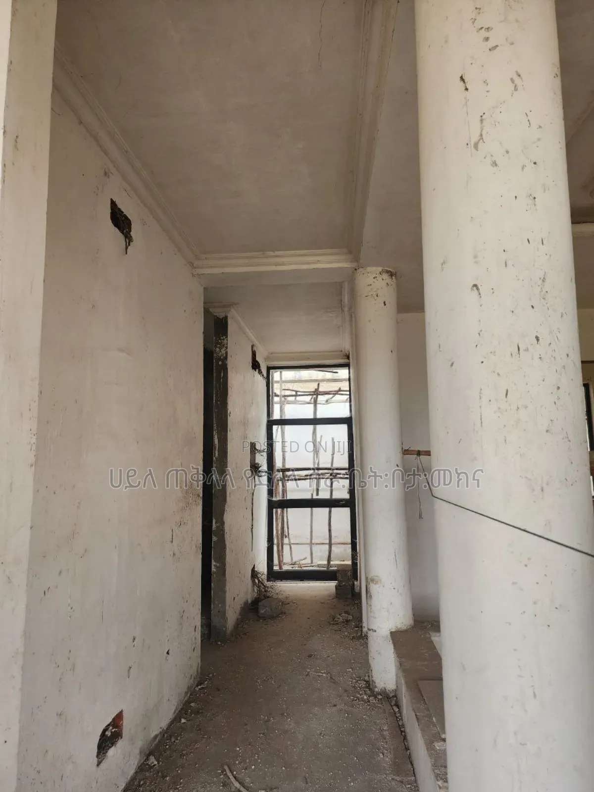 8bdrm Townhouse/Terrace in ለገጣፎ አካባቢ, Oromia-Finfinne for sale
