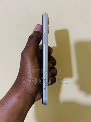 Apple iPhone 11 128 GB White