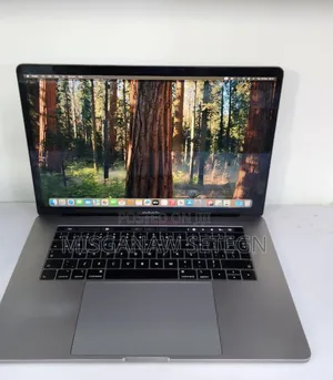 Photo - New Laptop Apple MacBook Pro 2019 32GB Intel Core I9 SSD 2T