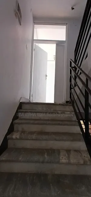 Furnished 6bdrm Townhouse/Terrace in አያት አካባቢ ለመኖርያ ተመራጭ, Yeka for sale