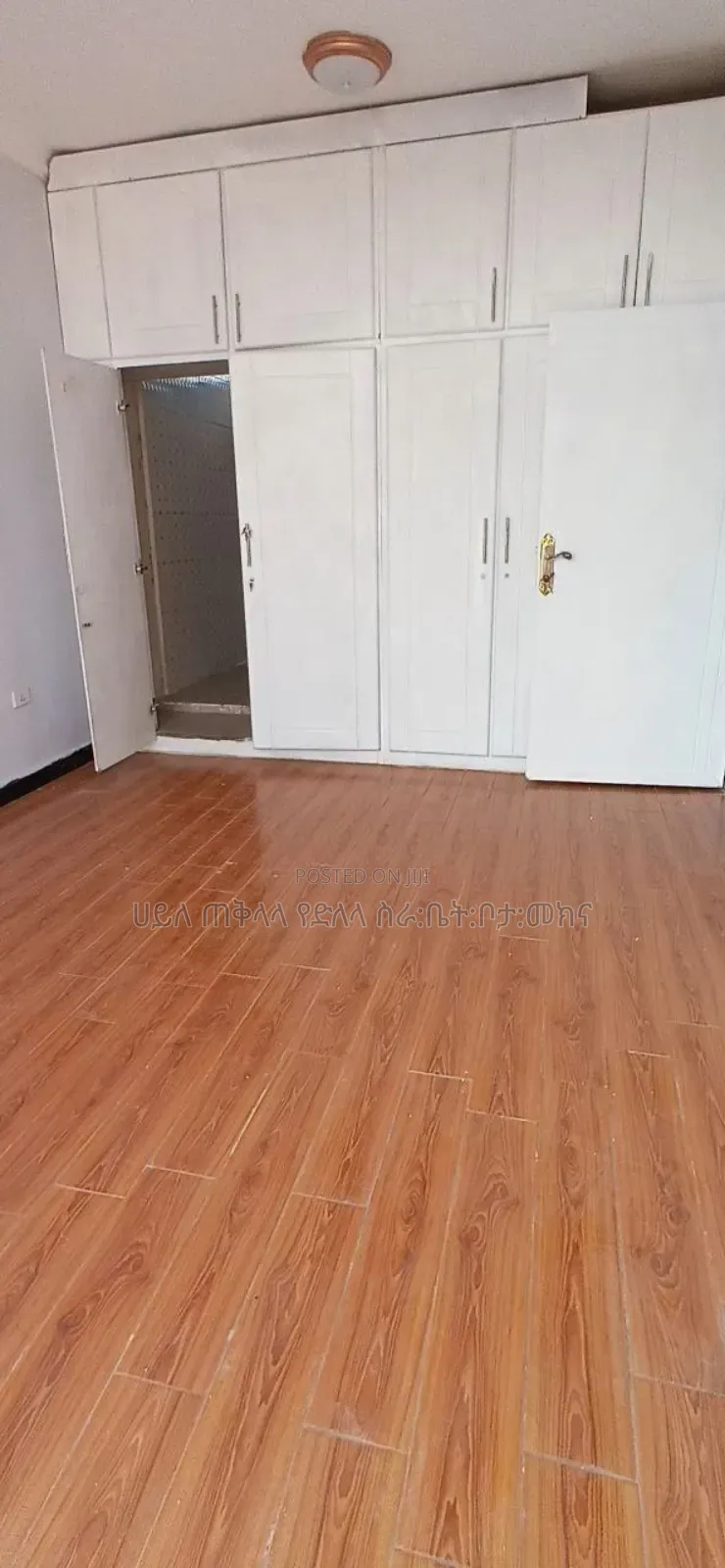 Furnished 6bdrm Townhouse/Terrace in አያት አካባቢ ለመኖርያ ተመራጭ, Yeka for sale