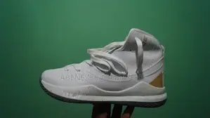 Photo - 30 Curry Shoes