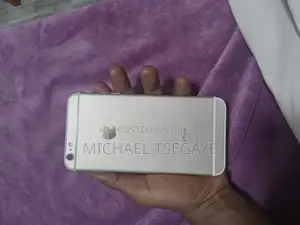 Apple iPhone 6s Plus 32 GB Gold