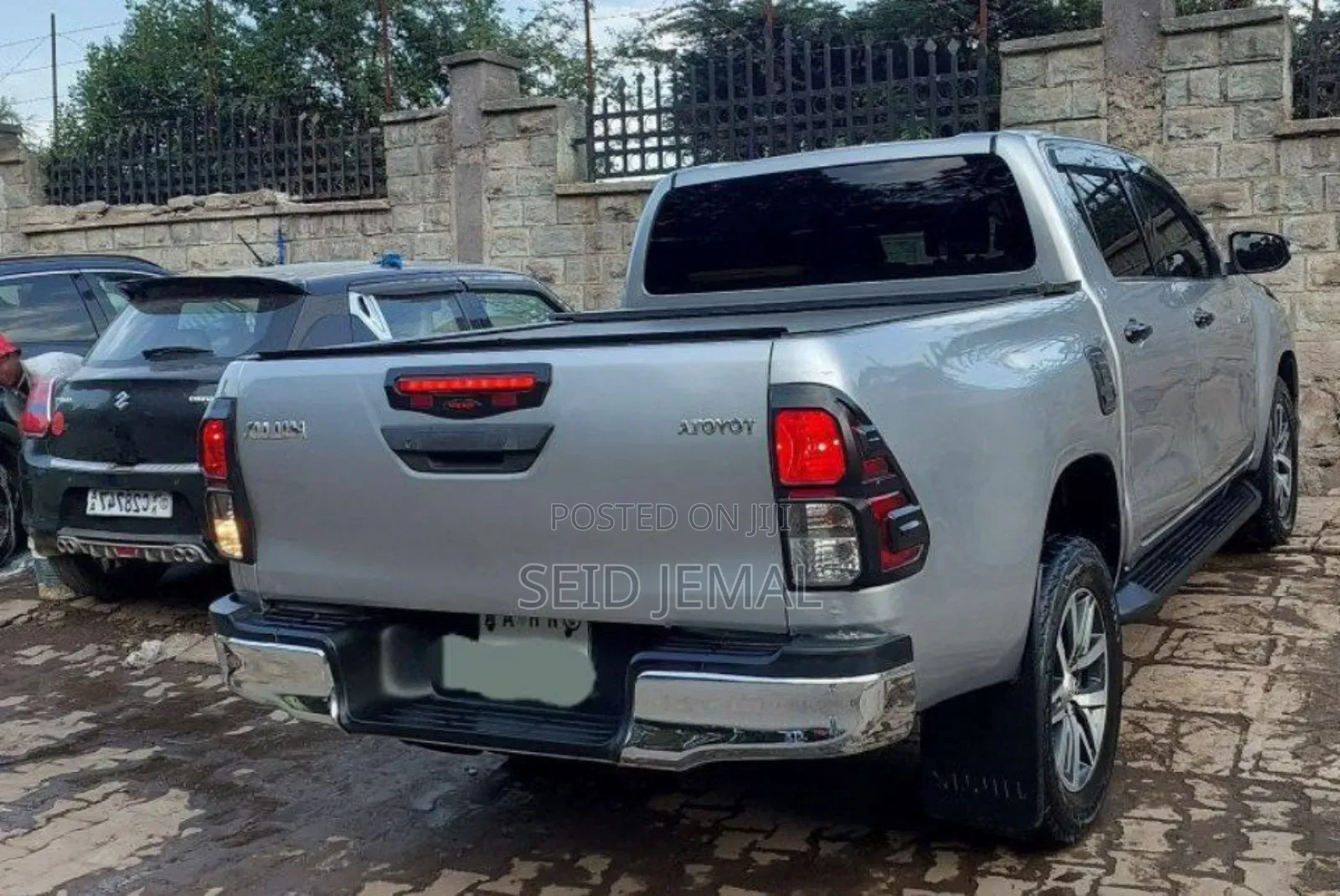 Toyota Hilux 2020 Blue