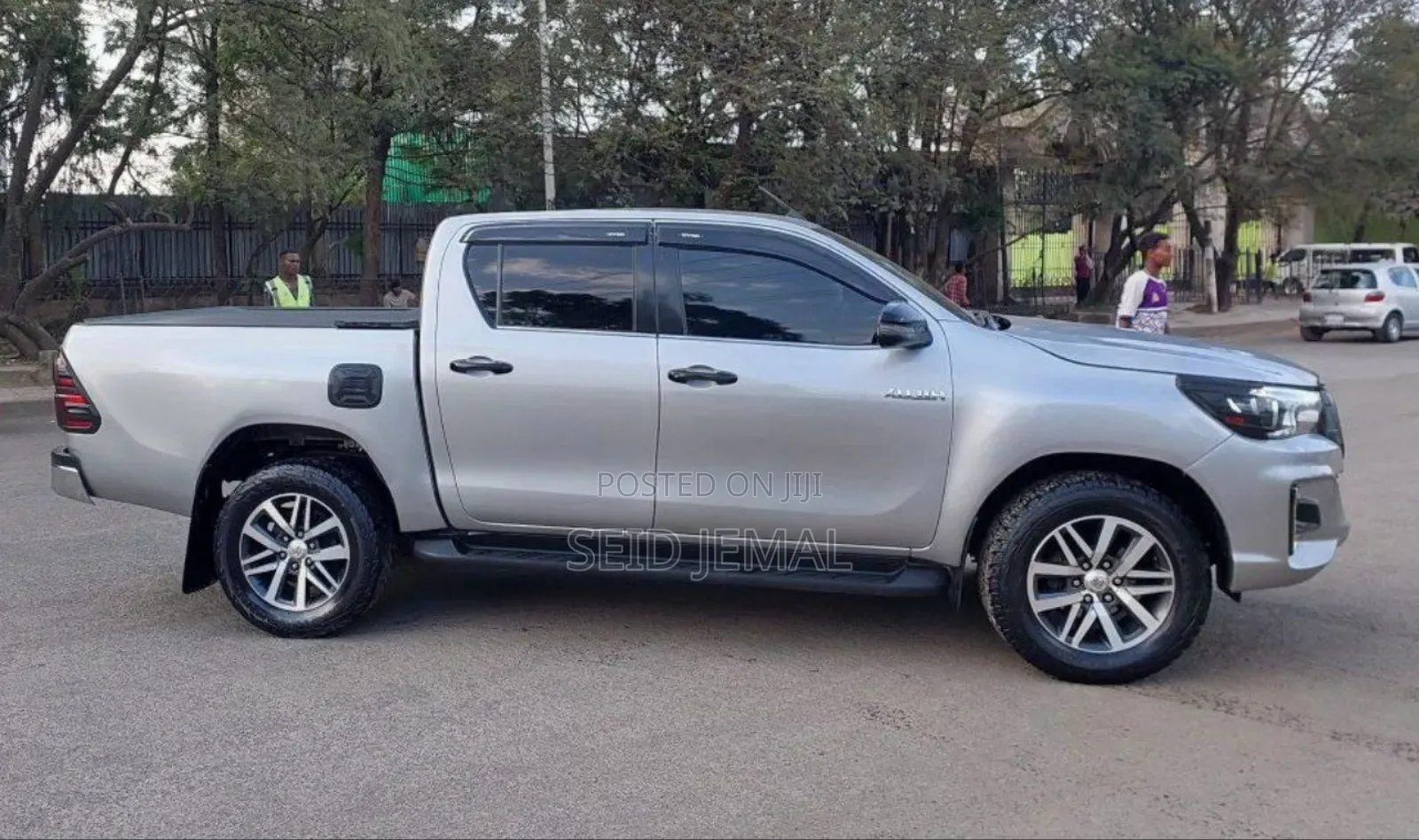 Toyota Hilux 2020 Blue