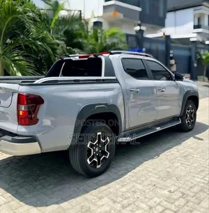 New Changan Hunter Plus 2.0 Petrol 4x4 2025 Gray