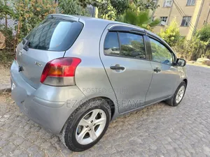 Toyota Yaris 2009 Silver