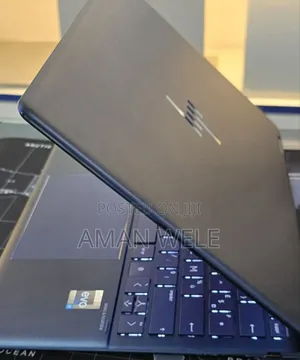 New Laptop HP Spectre 16GB Intel Core I7 SSD 1T