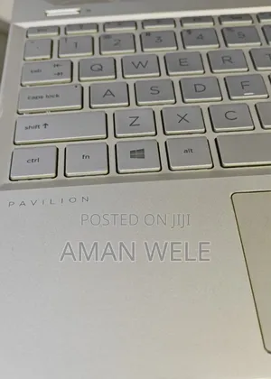 New Laptop HP Pavilion 15 8GB Intel Core I5 SSD 256GB