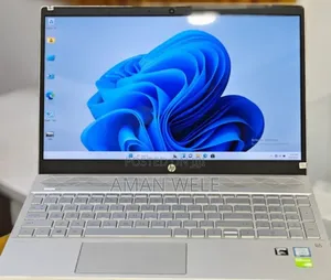 New Laptop HP Pavilion 15 8GB Intel Core I5 SSD 256GB