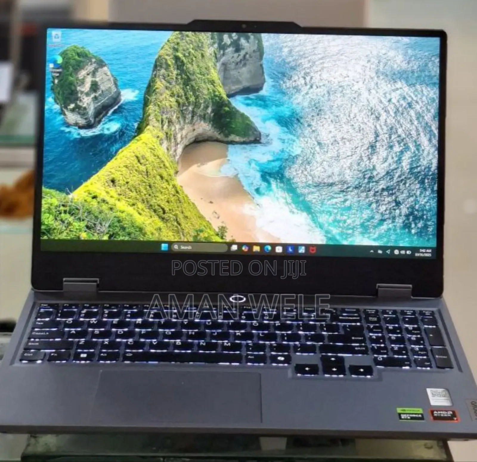 New Laptop Lenovo LOQ 15ARP9 16GB AMD Ryzen 7 SSD 1T