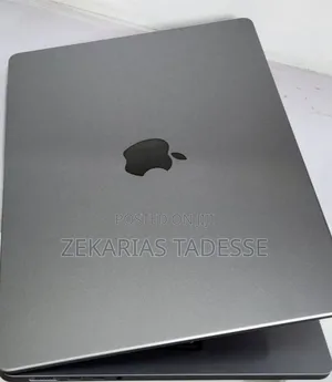 New Laptop Apple MacBook Pro M1 16GB Apple M1 Pro SSD 512GB