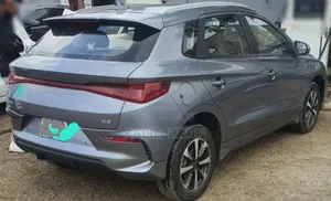 BYD E2 43 kWh 94 hp FWD 2024 Silver