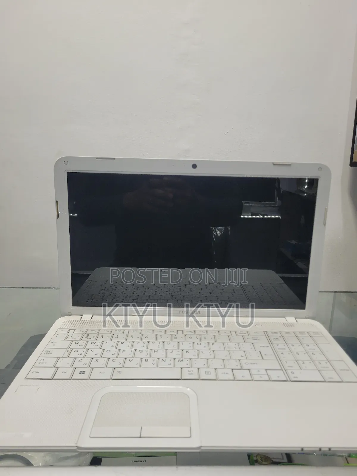 Laptop Toshiba C50 4GB Intel Core I5 HDD 320GB