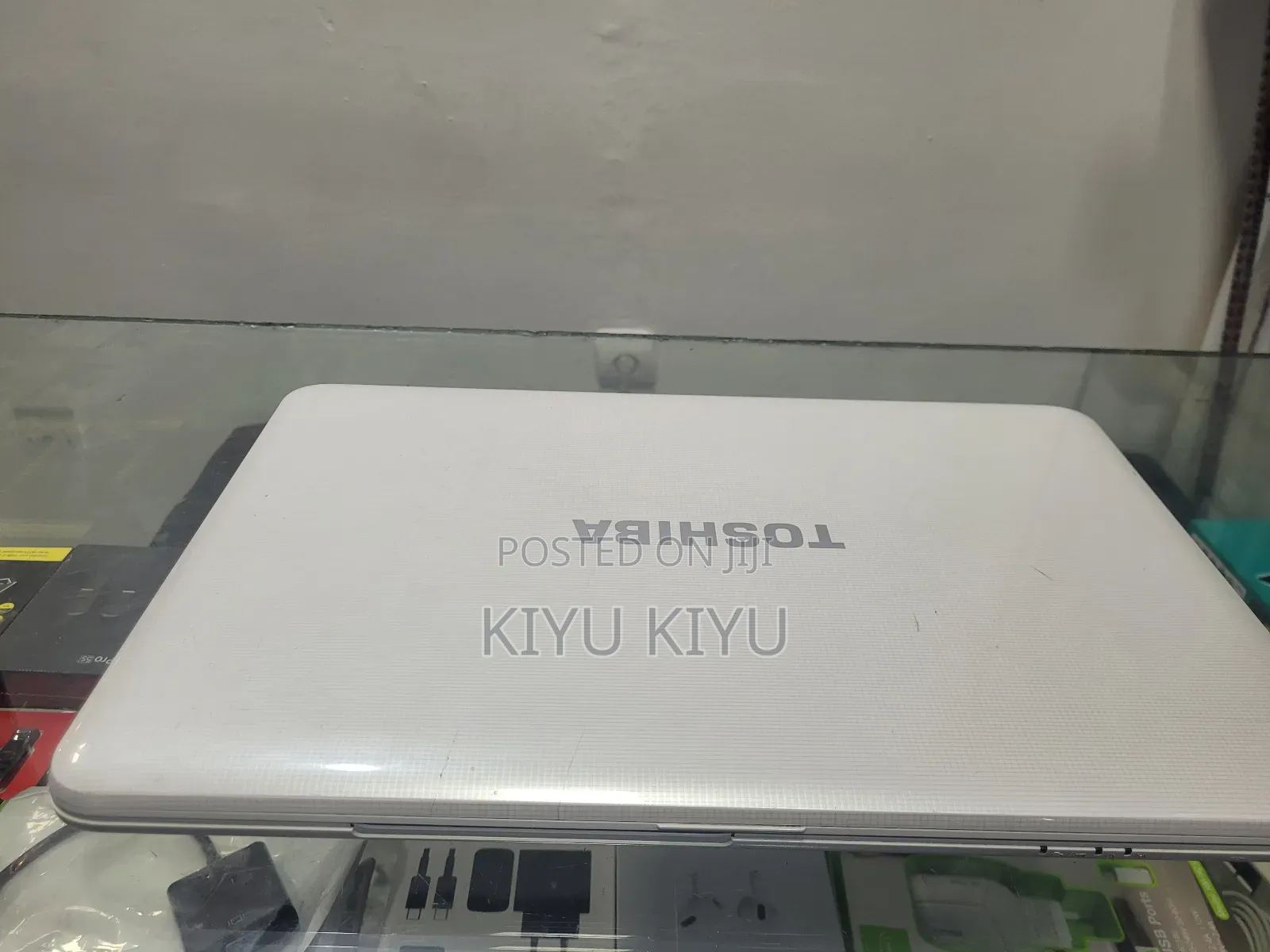 Laptop Toshiba C50 4GB Intel Core I5 HDD 320GB