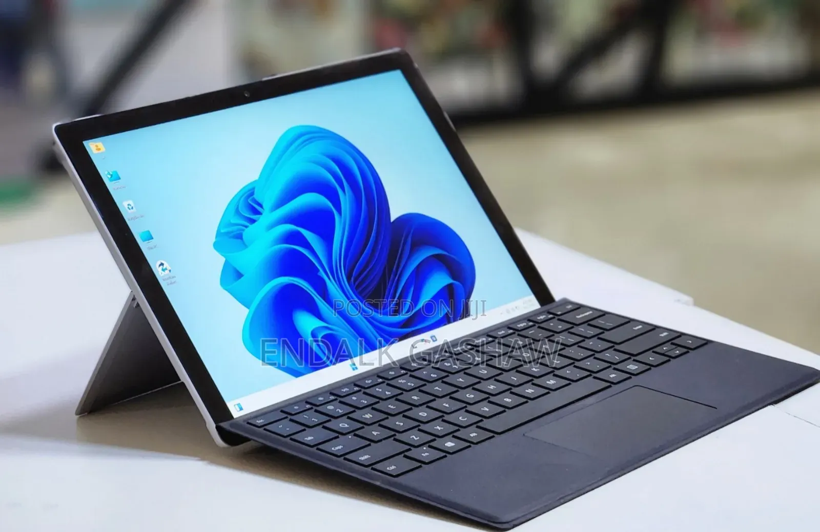 New Laptop Microsoft Surface Pro 6 16GB Intel Core I7 SSD 512GB