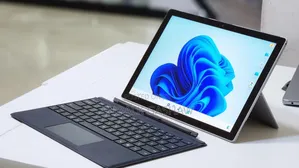 New Laptop Microsoft Surface Pro 6 16GB Intel Core I7 SSD 512GB