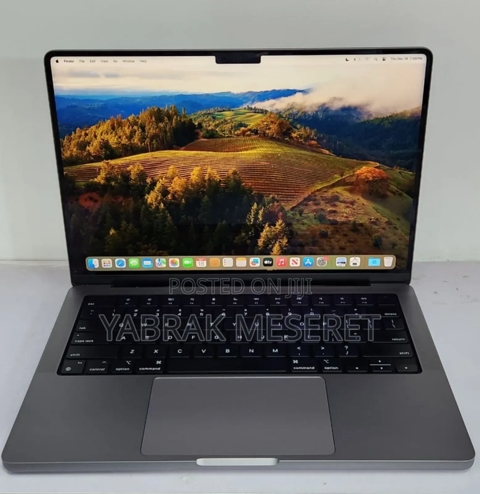 New Laptop Apple MacBook Pro M1 16GB Apple M1 Pro SSD 512GB