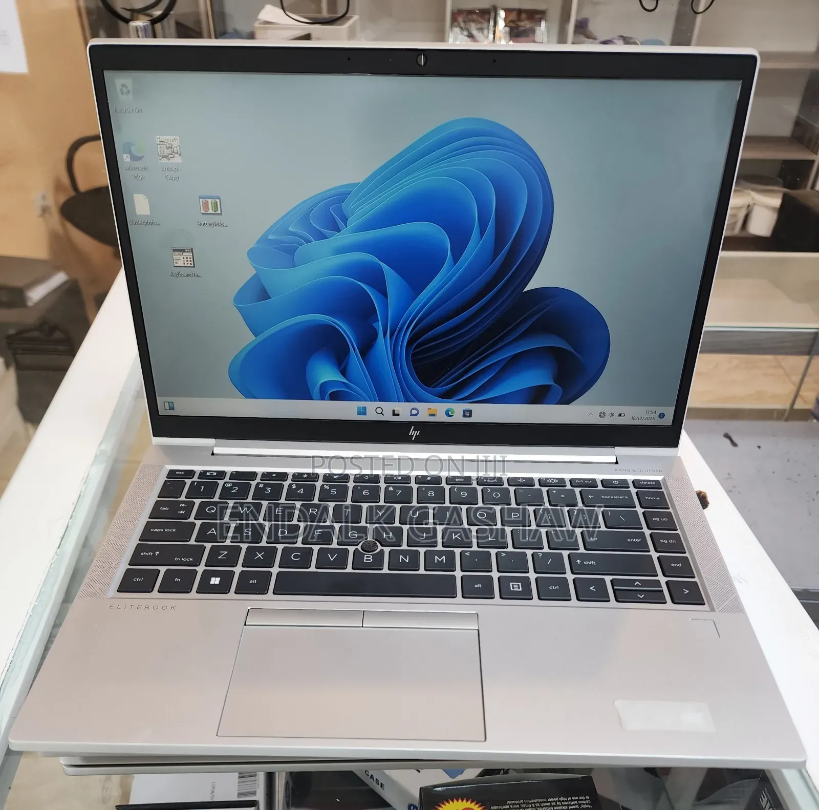 New Laptop HP EliteBook 845 G8 16GB AMD Ryzen 5 SSD 512GB