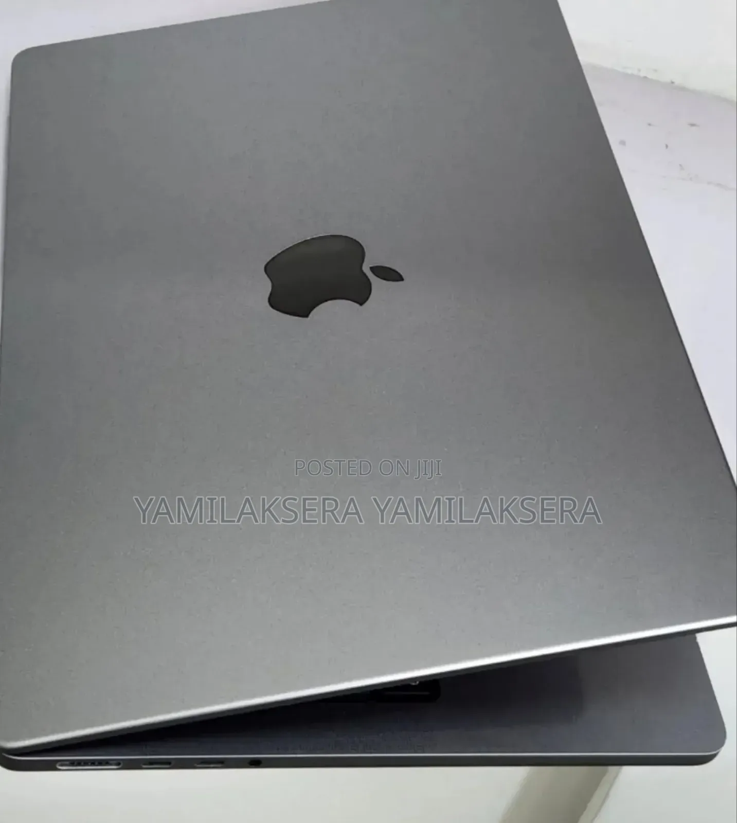 New Laptop Apple MacBook Pro M1 8GB Apple M1 SSD 512GB