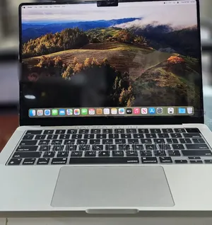 New Laptop Apple MacBook Pro M1 8GB Intel Core I7 SSD 512GB