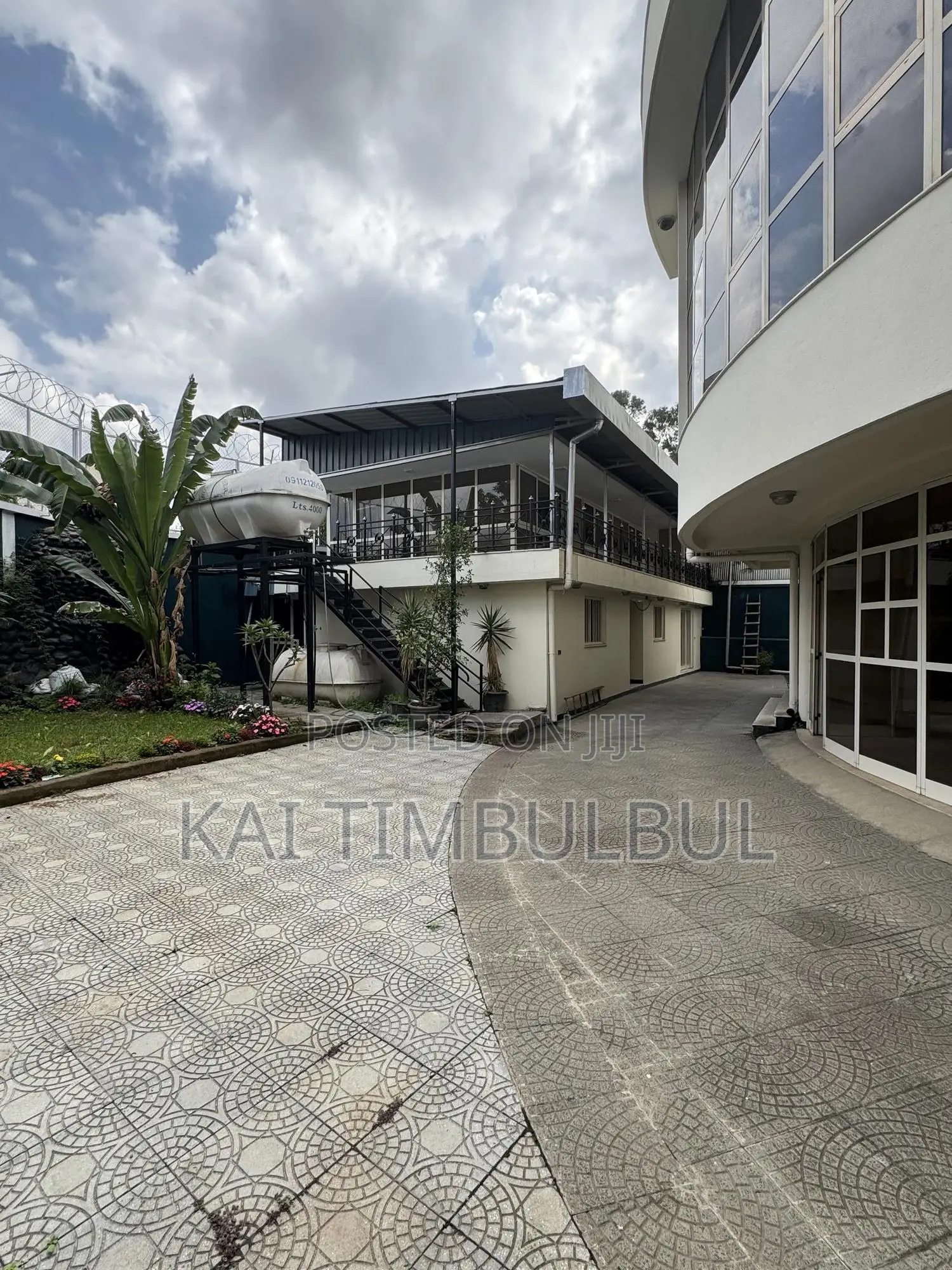 15bdrm Mansion in Nifas Silk-Lafto for rent